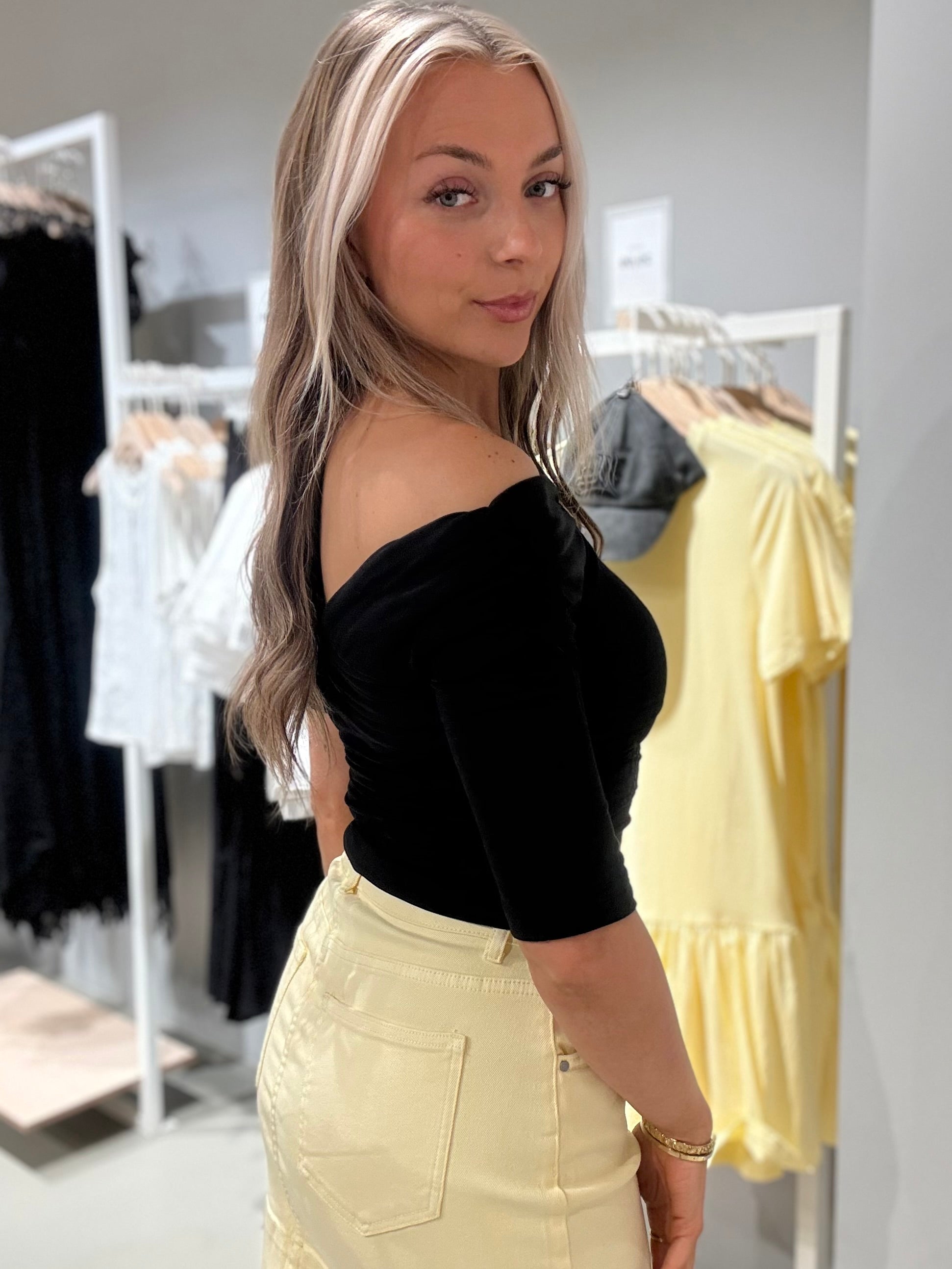 OBJLEVIH Top - Black